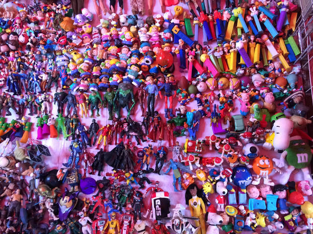 mercado de juguetes en el centro