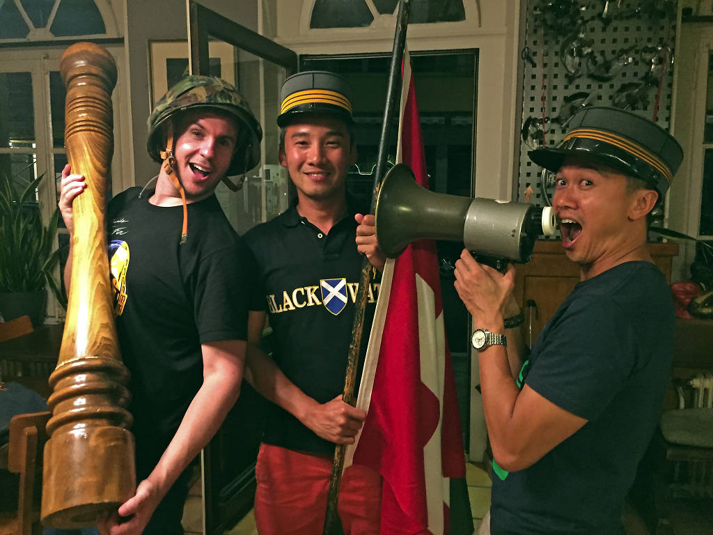 Where to eat fondue – Find the best fondue restaurants in Switzerland ...