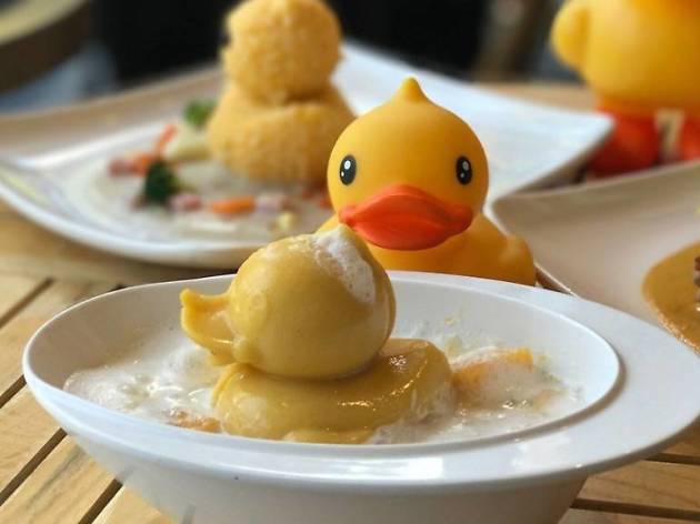 B.Duck Cafe B.Duck Cafe