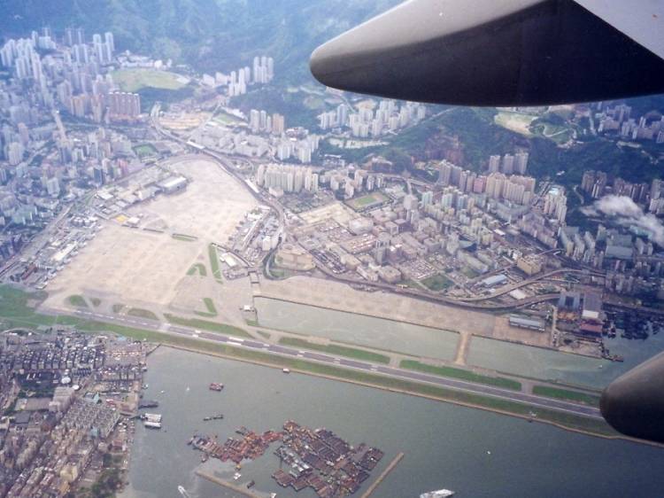 Kai Tak Airport, Kowloon Bay (Demolished 2004)