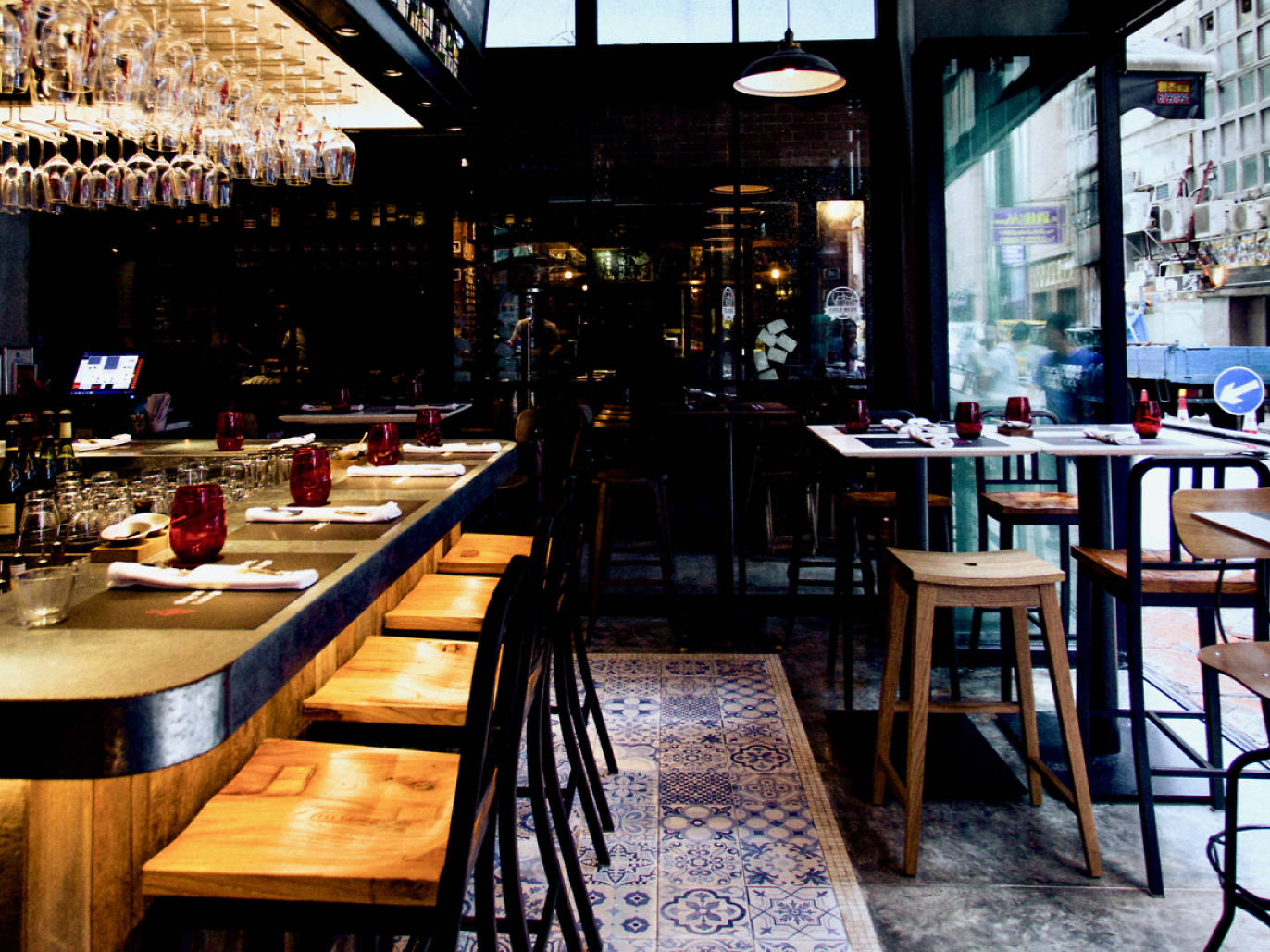 Best bars in Tsim Sha Tsui to try right now Time Out