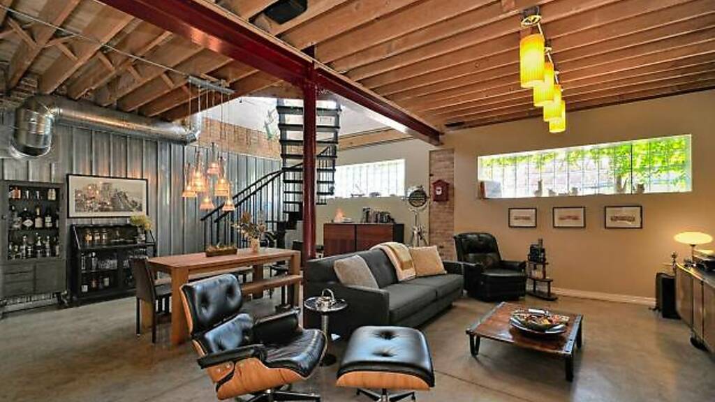 15 Best Airbnb Lofts in Chicago