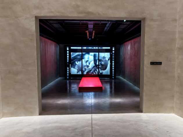 armani silo