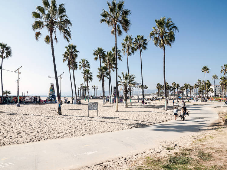 Los Angeles Travel Guide & Tips