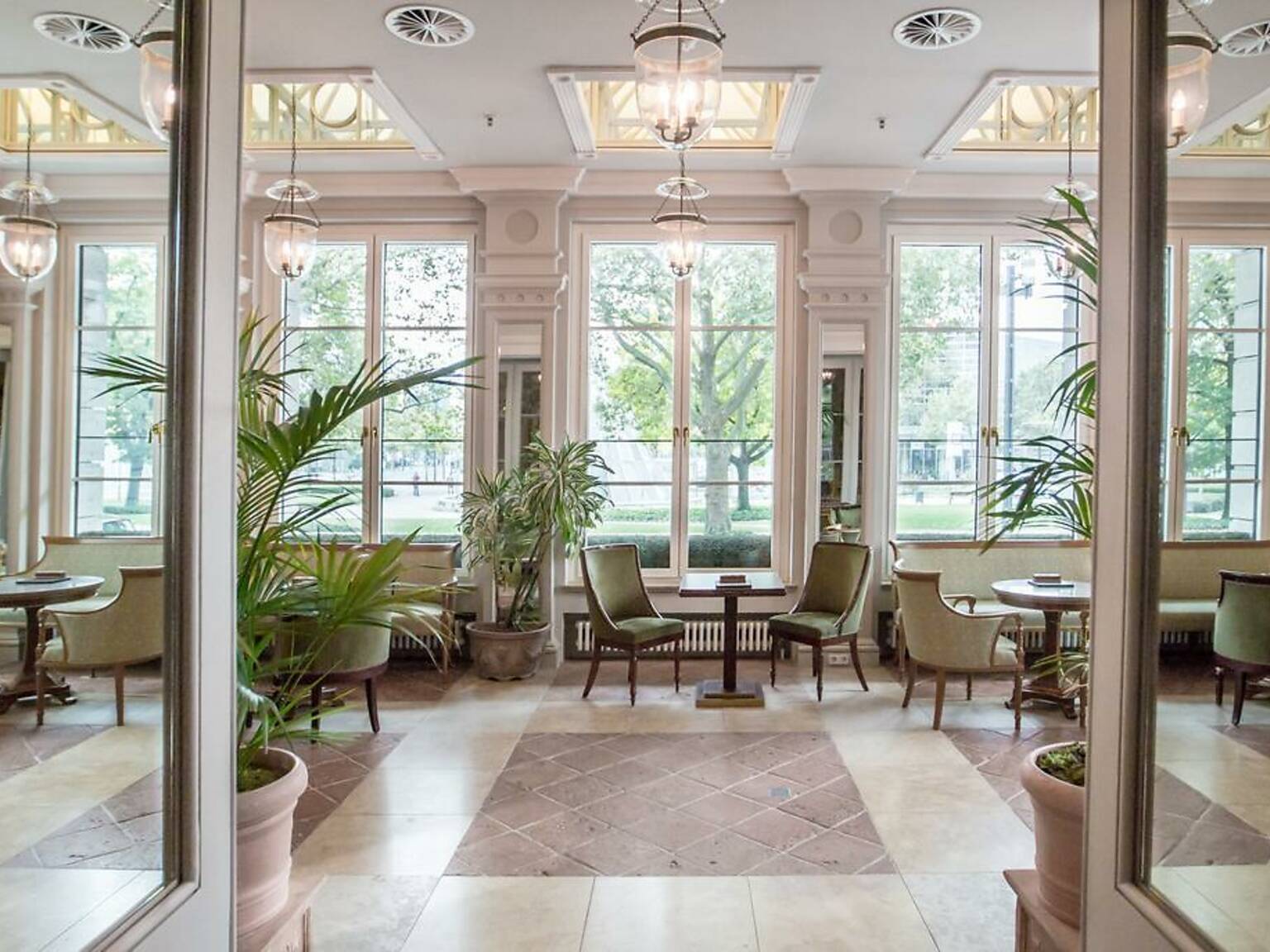 10 Best Hotels in Frankfurt for 2024 Where to stay in Frankfurt