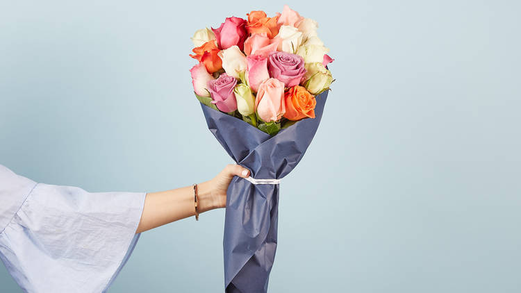 Large Beautiful bouquet of mixed flowers in woman hand. Floral shop concept  . Beautiful fresh cut bouquet. Flowers delivery Stock Photo - Alamy