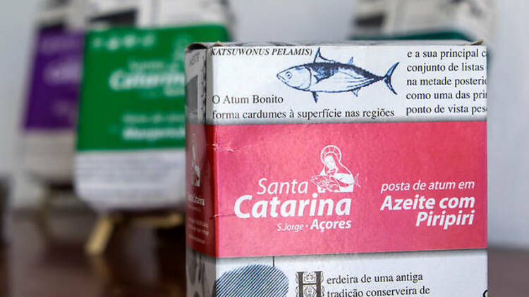 … And the legendary Azores tuna straight from the factory that puts it in the tin