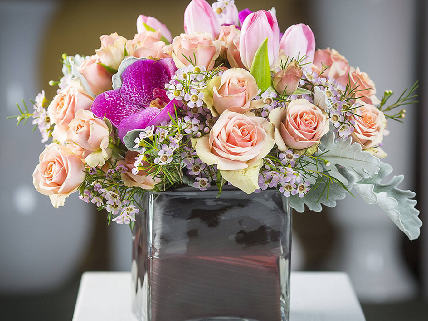 18 Best Flower Delivery Services in Chicago for 2024
