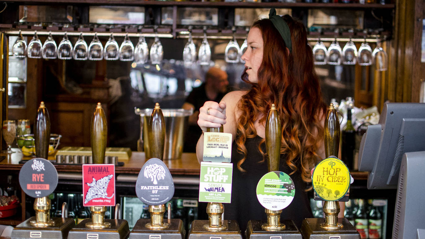 6 Best Pubs in King's Cross, From Craft Beer Boozers To Gastropubs