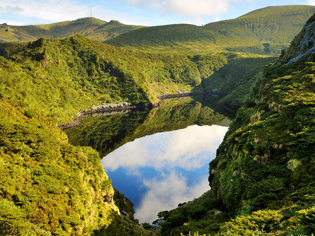 Travel Guide The Best Of The Azores Eat Sleep And Discover