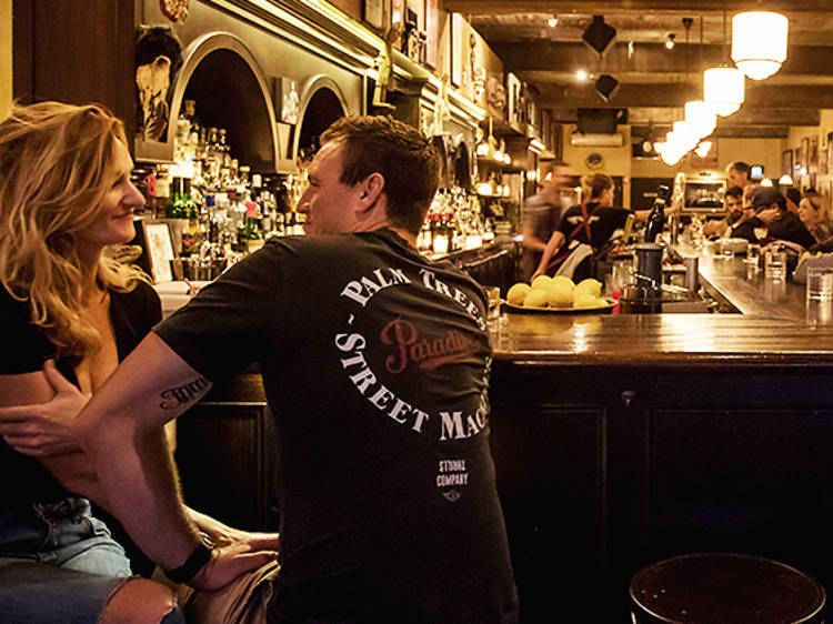 Couple on date at Earls Juke Joint