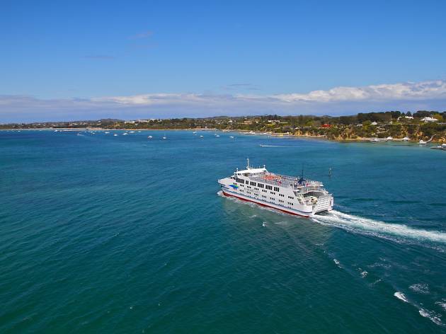 Take the ferry from Queenscliff to Sorrento Take the ferry from Queenscliff to Sorrento