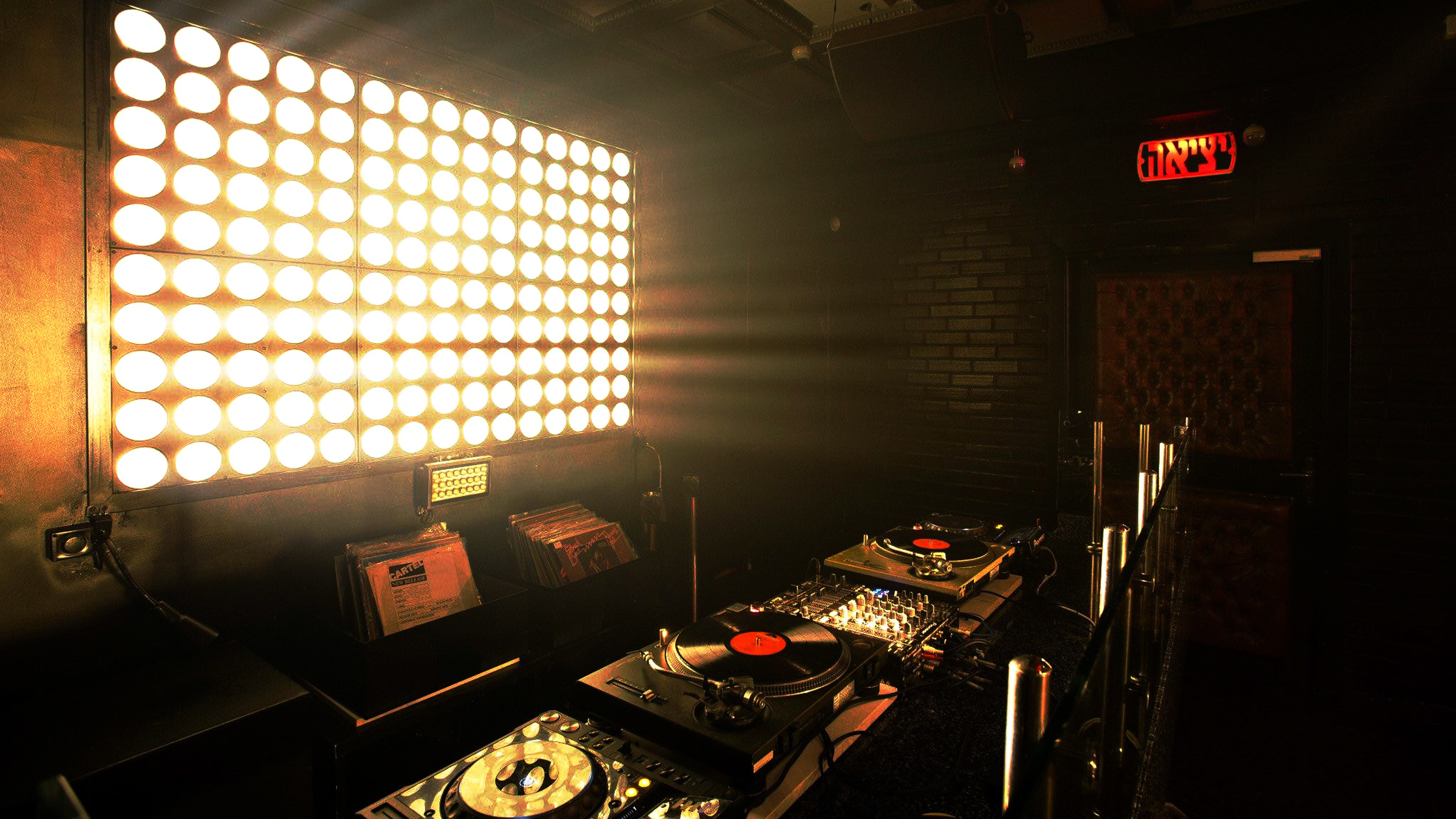 The best underground clubs in Tel Aviv for techno music