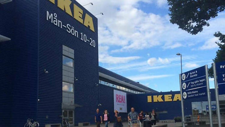 Free bus ride to Ikea