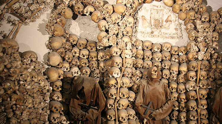 Crypts and Catacombs tours: Visit secret Rome