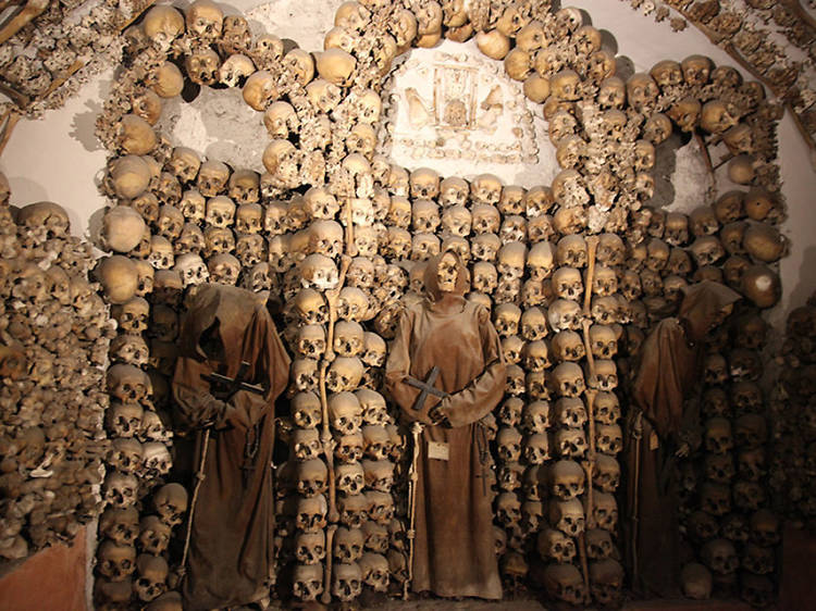 Crypts and Catacombs tours: Visit secret Rome