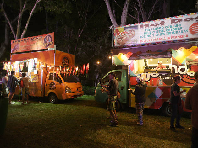 Carnaval de Bahidorá Zona de foodtrucks en el Carnaval de Bahidorá