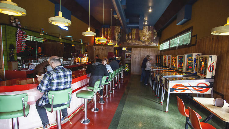 Walt's Bar pinball arcade bar in Eagle Rock