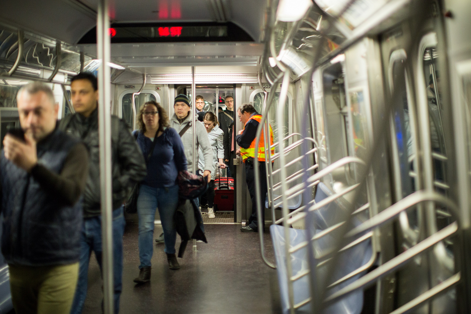 Nyc Subway Ridership Dropped For The Second Straight Year In 2017