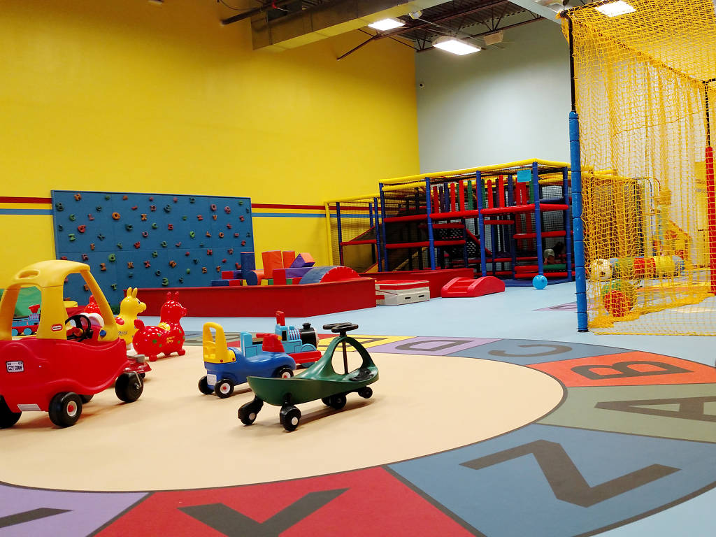 10 Best Indoor Playgrounds for Kids in Philadelphia