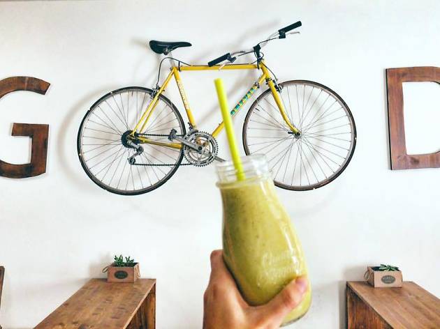 Hungry Biker Na Hungry Biker come-se e alugam-se bicicletas