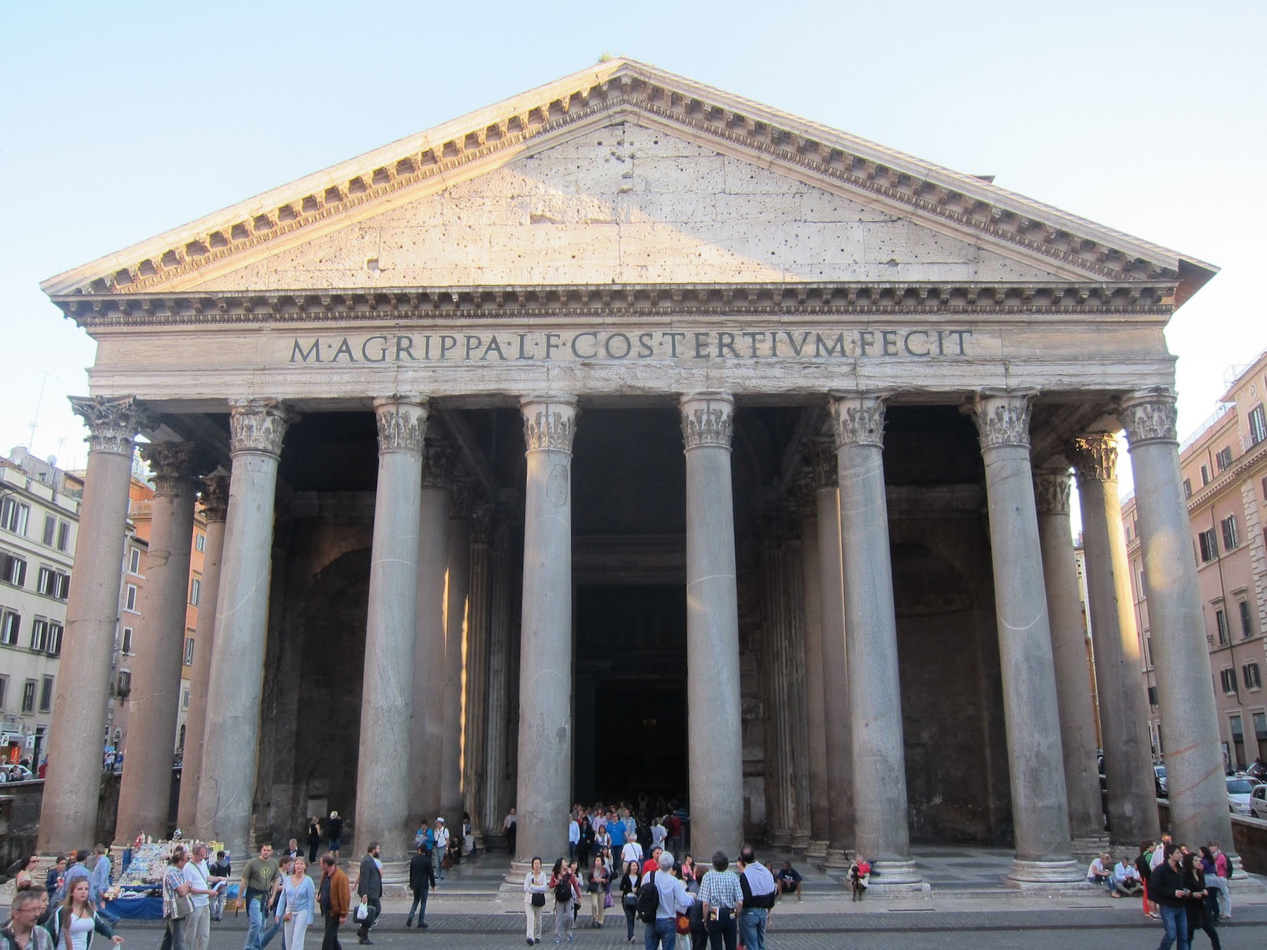 Pantheon Rome Exterior