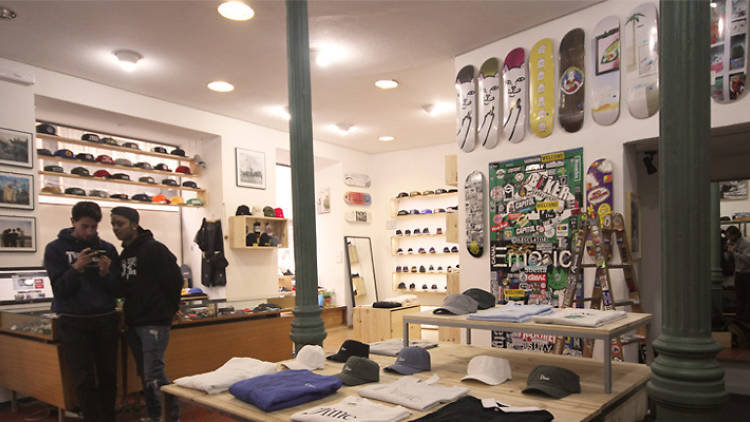 Welcome Skateboarding Shop