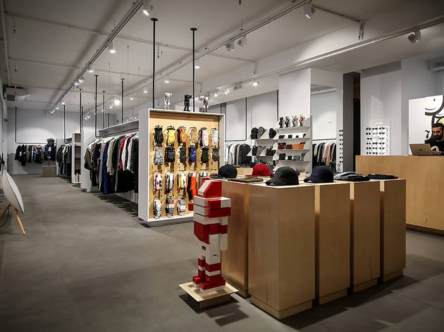 290 Square Meters 290 Square Meters