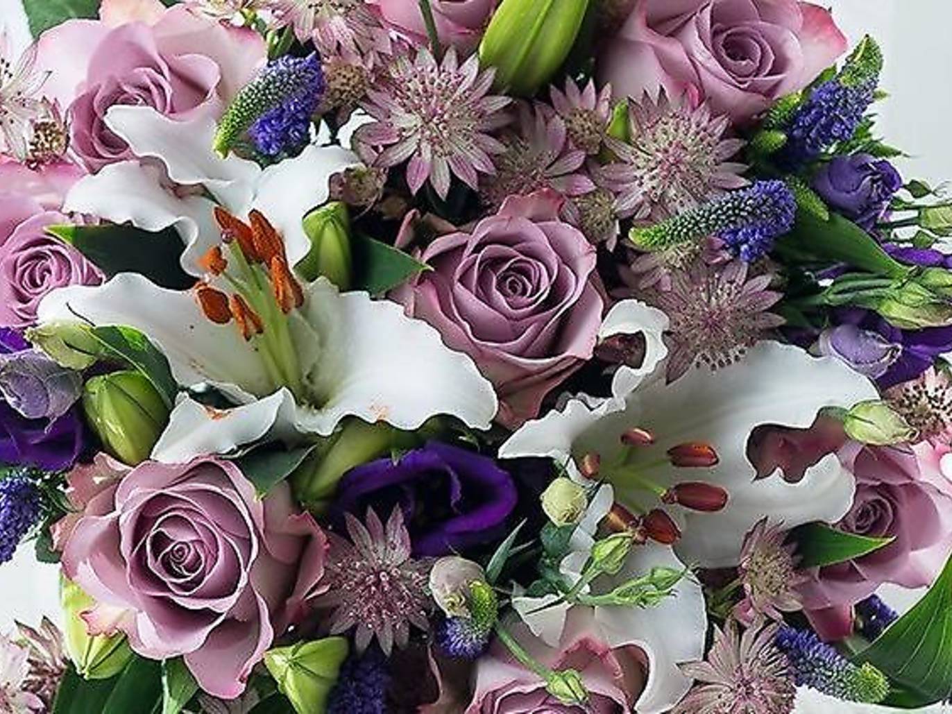 22 Best London Flower Delivery Services For Freshly Cut Stems