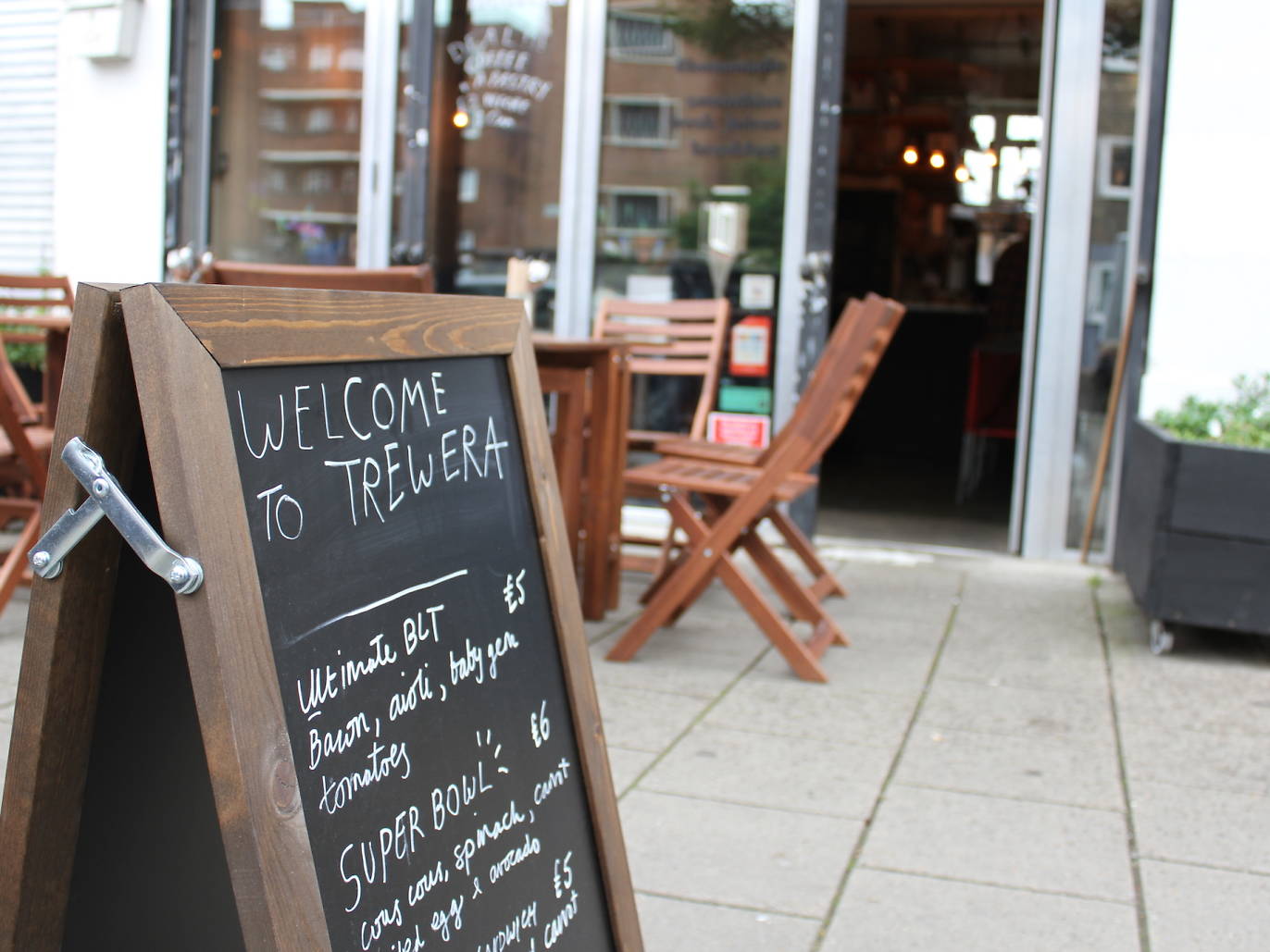 The Best Restaurants in Hoxton 16 Hip Hangouts