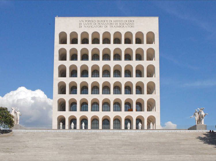 Get up close and personal with the most beautiful buildings in Rome