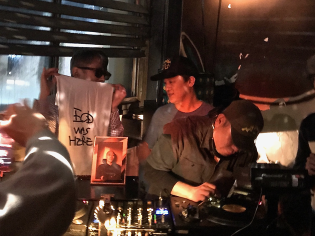 青山蜂が営業を再開。23時半までの営業に変更 青山蜂が営業を再開。23時半までの営業に変更