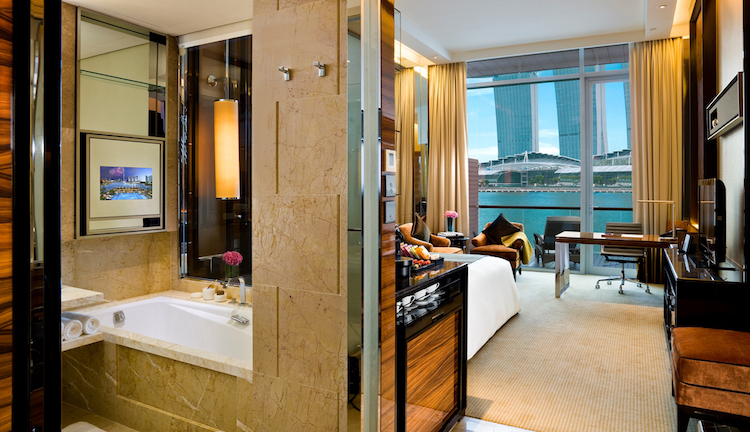 15 Fancy Hotel Bathtubs In Singapore