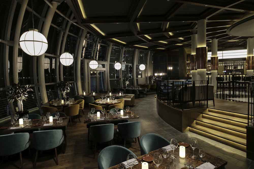 6 Best Bars Along The Fullerton Heritage For Killer Cocktails With A View