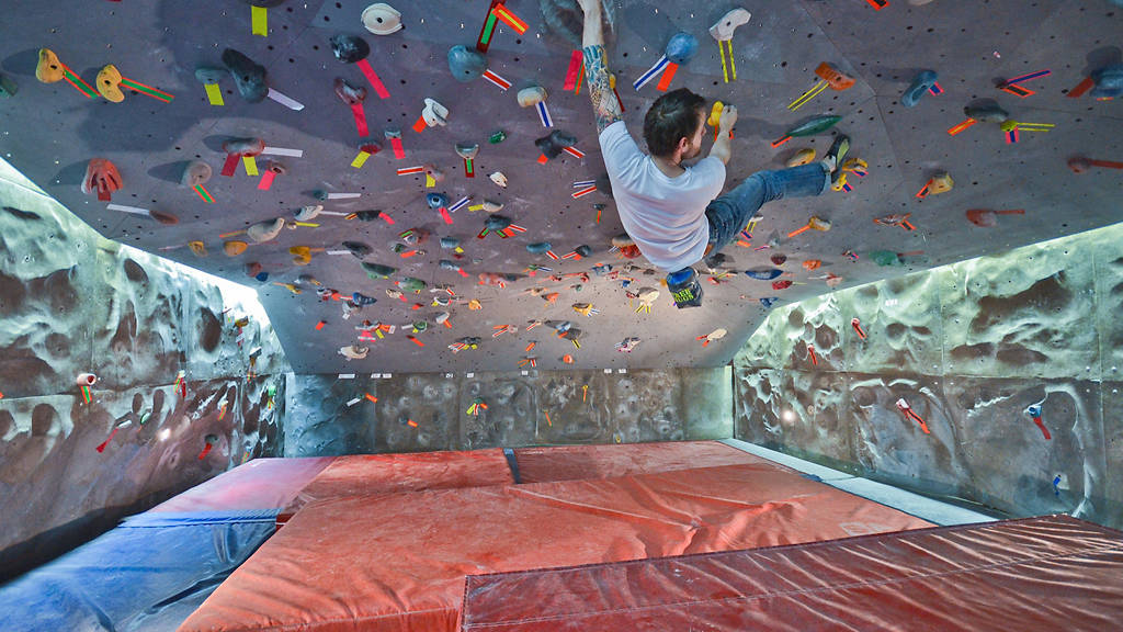 Best Places to Go Outdoor or Indoor Rock Climbing In NYC