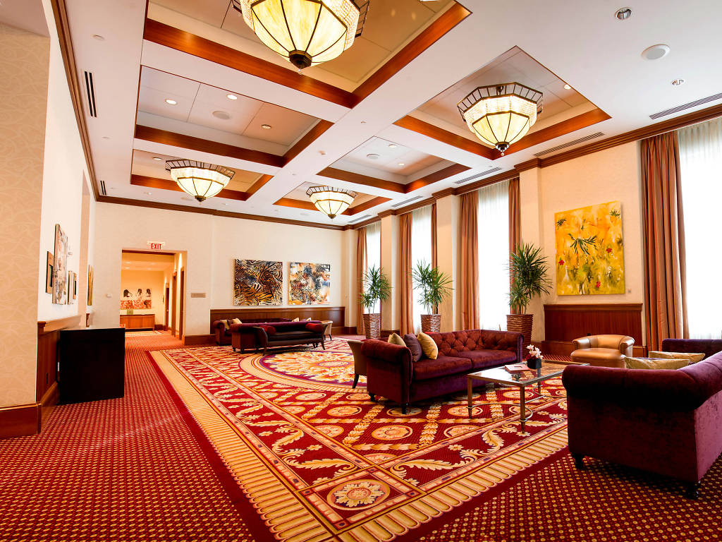 Best Hotels in Indianapolis, Including Boutiques and Chains