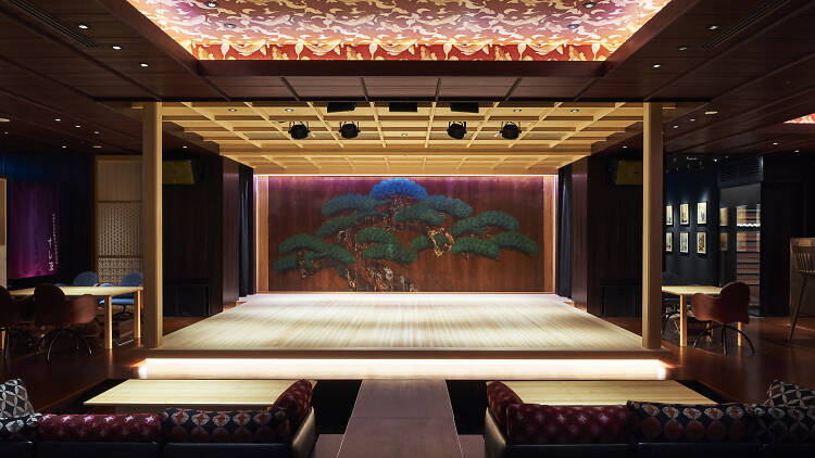 Get a taste of noh at Suigian theatre restaurant