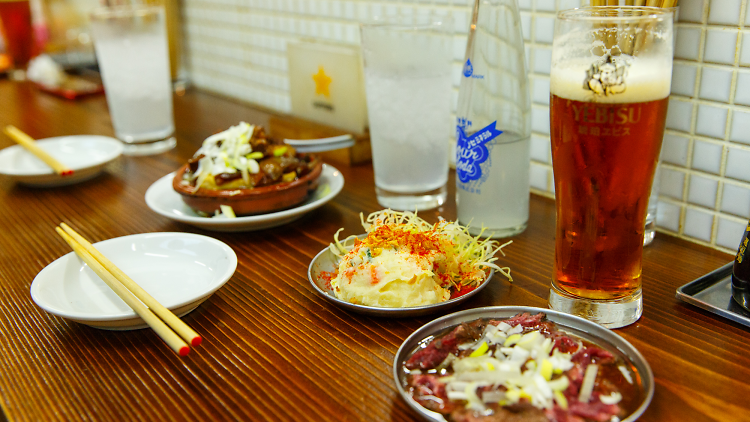 素朴な料理をお腹いっぱい食べる。