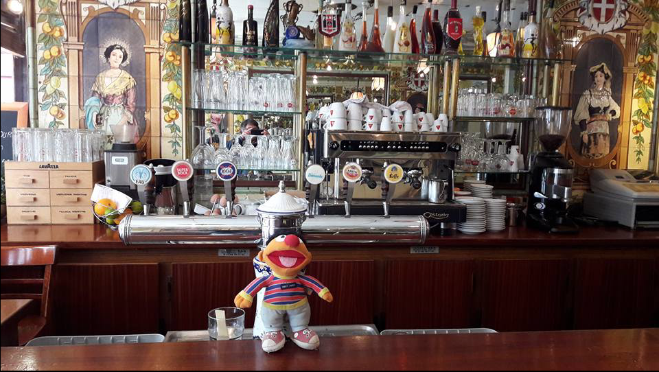 100 Best Bars in Paris to Drink at Right Now