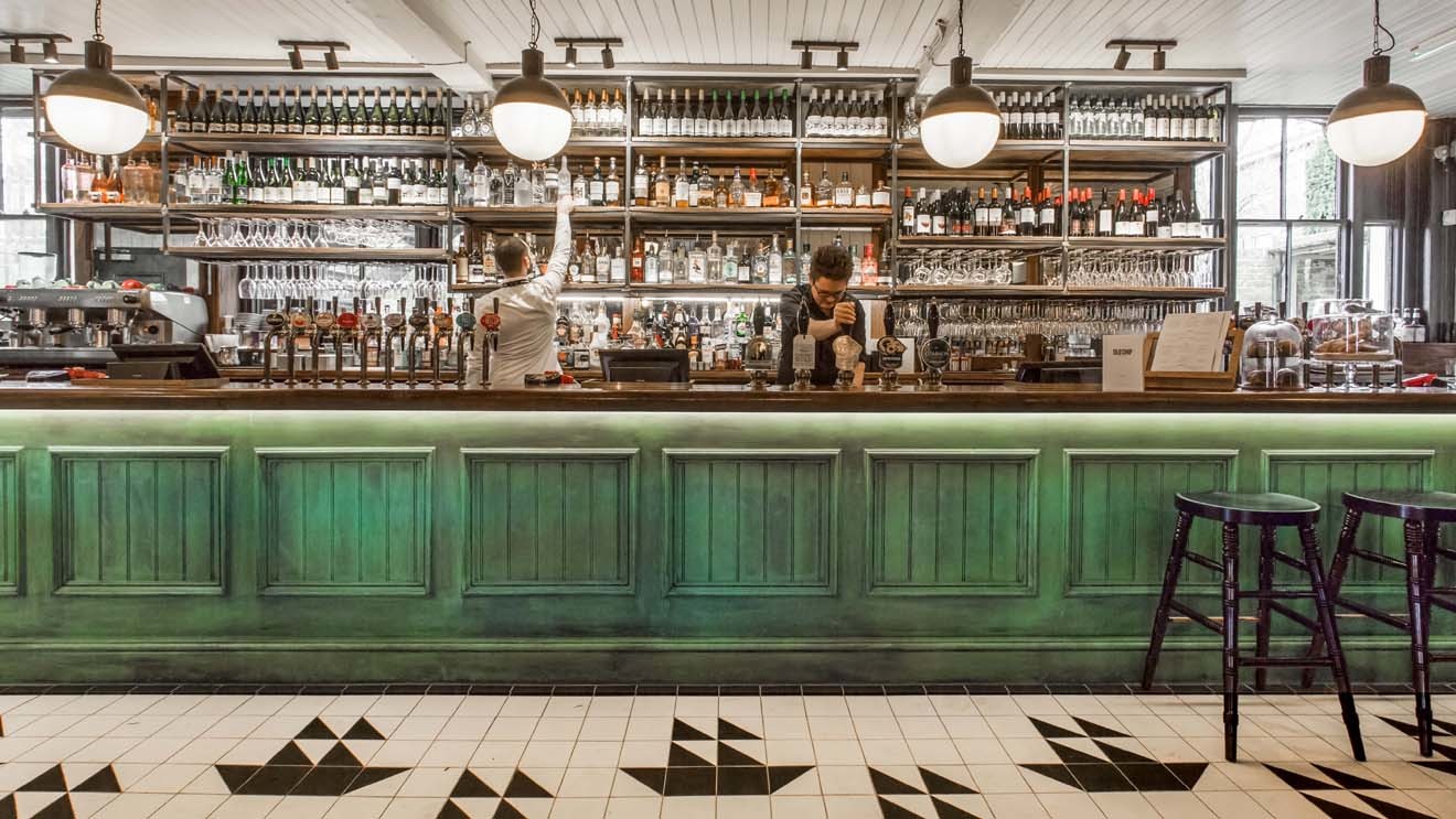 13 Best Hammersmith Pubs Where To Drink Near The River