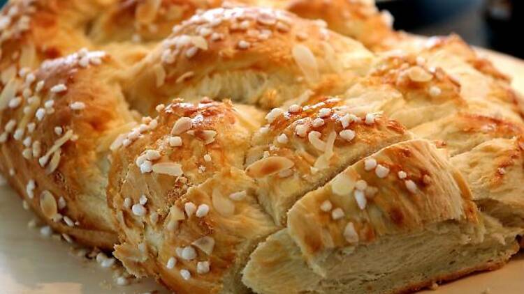 Plaited sweet bread