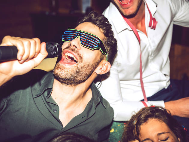 16 Best Karaoke Bars And Lounges In Chicago