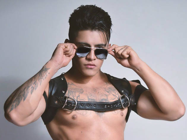 Balam Balam es un stripper gay en la CDMX