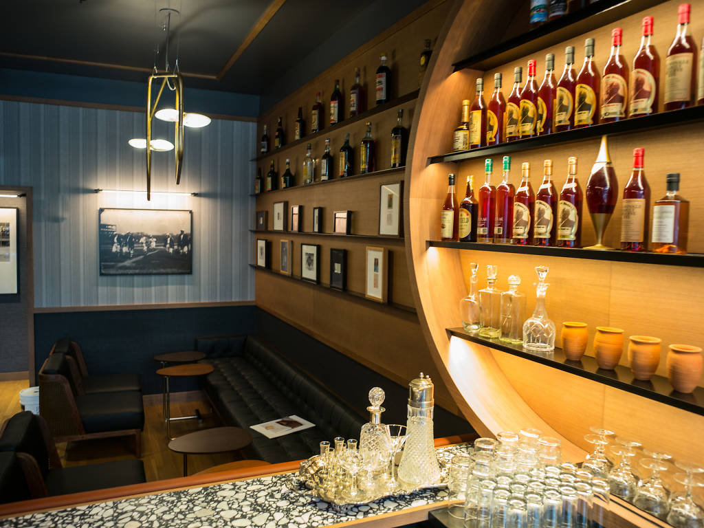 17 Best Restaurants Near Wrigley Field