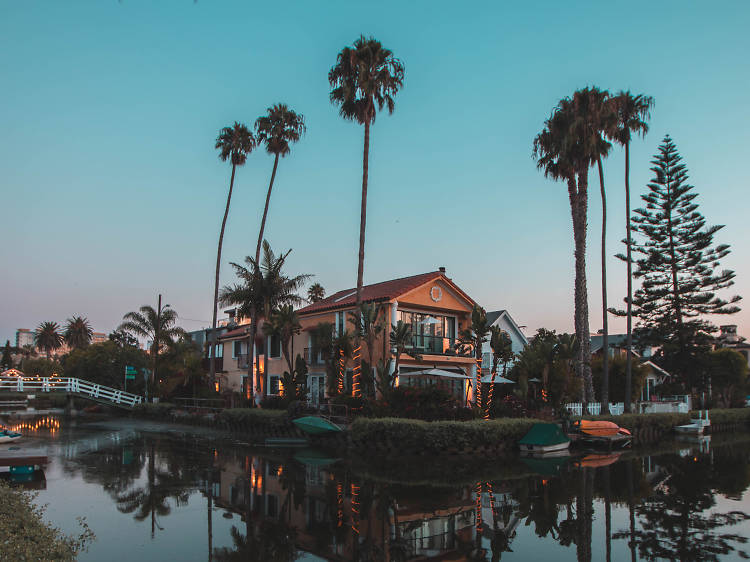 Stroll along the Venice Canals