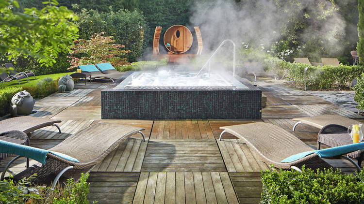 Alexander Hotel and Utopia Spa