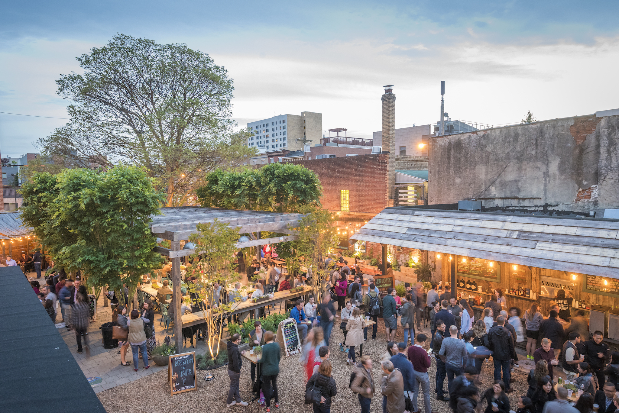 21 Best Beer Gardens in Philadelphia for Summer 2018