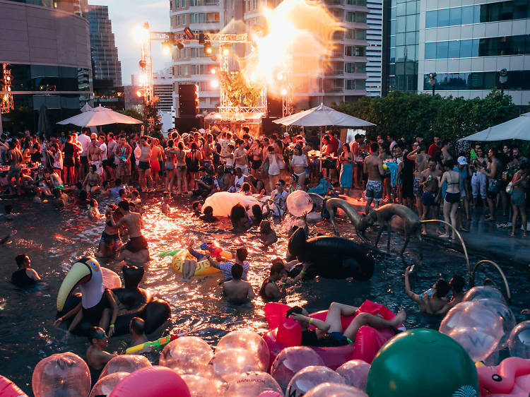 W Bangkok - Songkran Splash Away