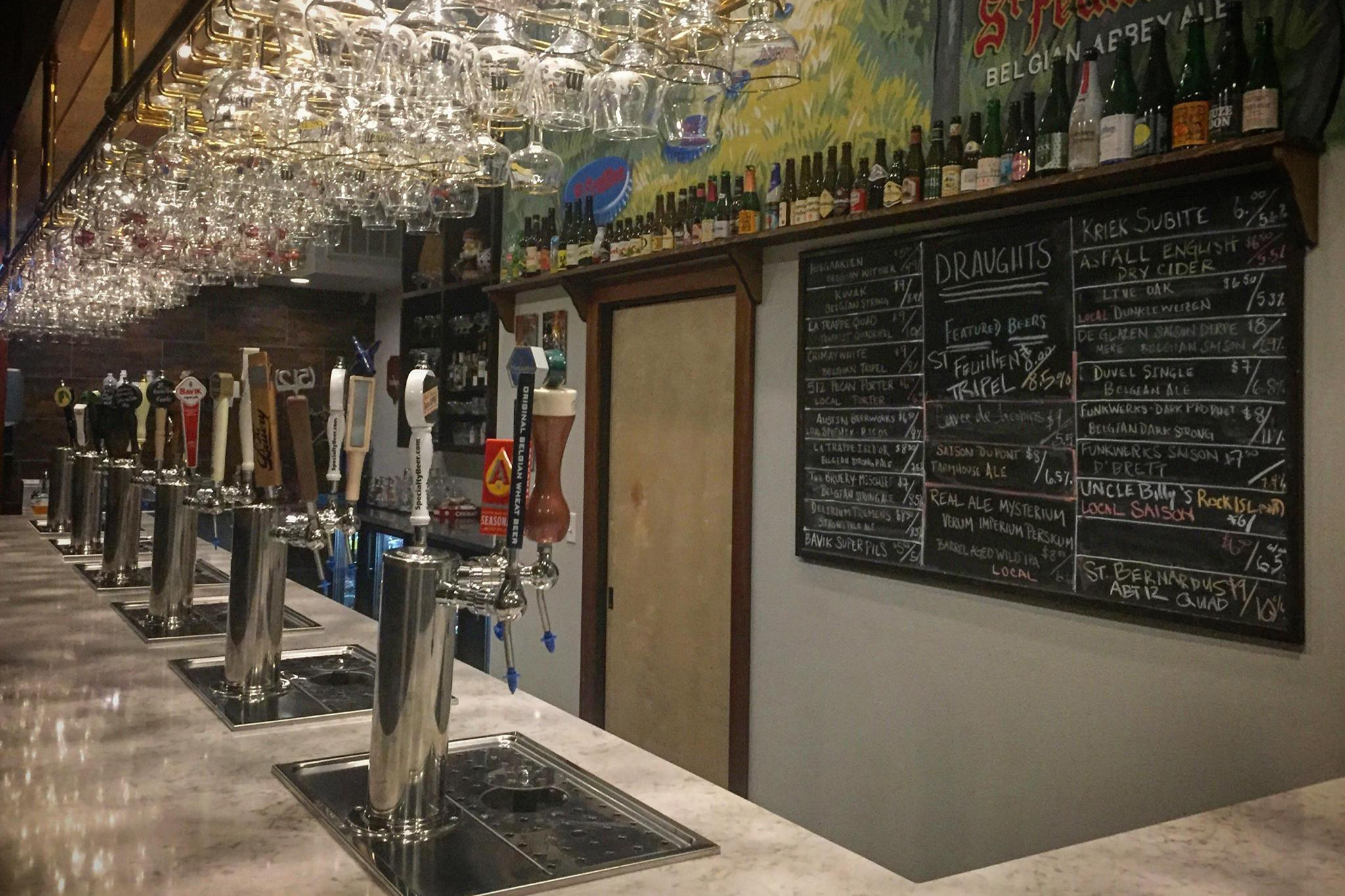 Mort Subite Bars in Downtown, Austin