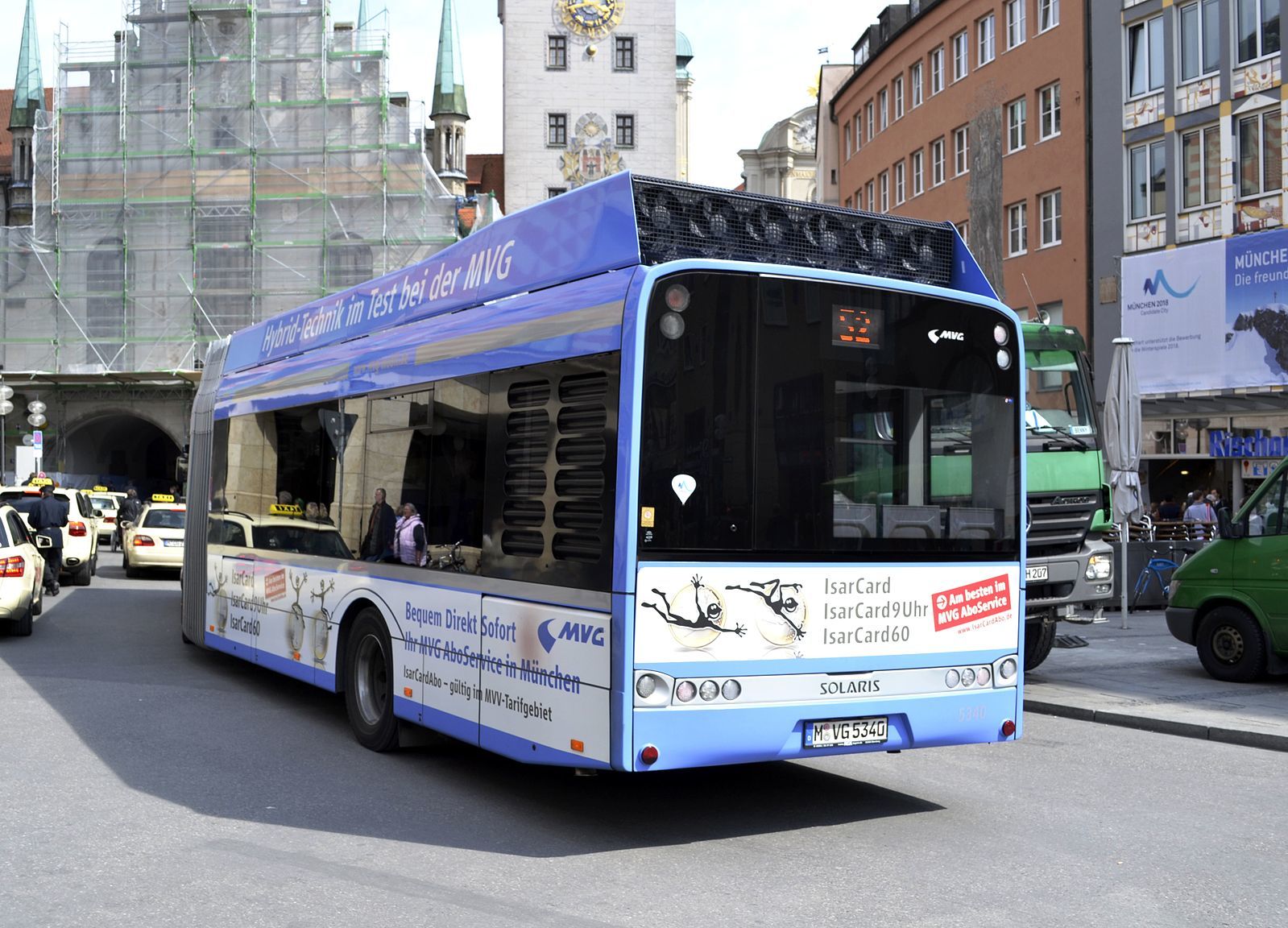 Bus munich. Городские автобусы МЮНХЕНF. Мюнхен транспорт. Общественный транспорт Мюнхена. Автобус Мюнхен.